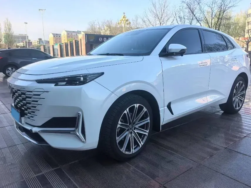 2021 ChangAn UNI-K 2.0T 233HP L4 8AT,autocango,china used car exporter,china ev exporter,chinese used car exporter,chinese used ev exporter