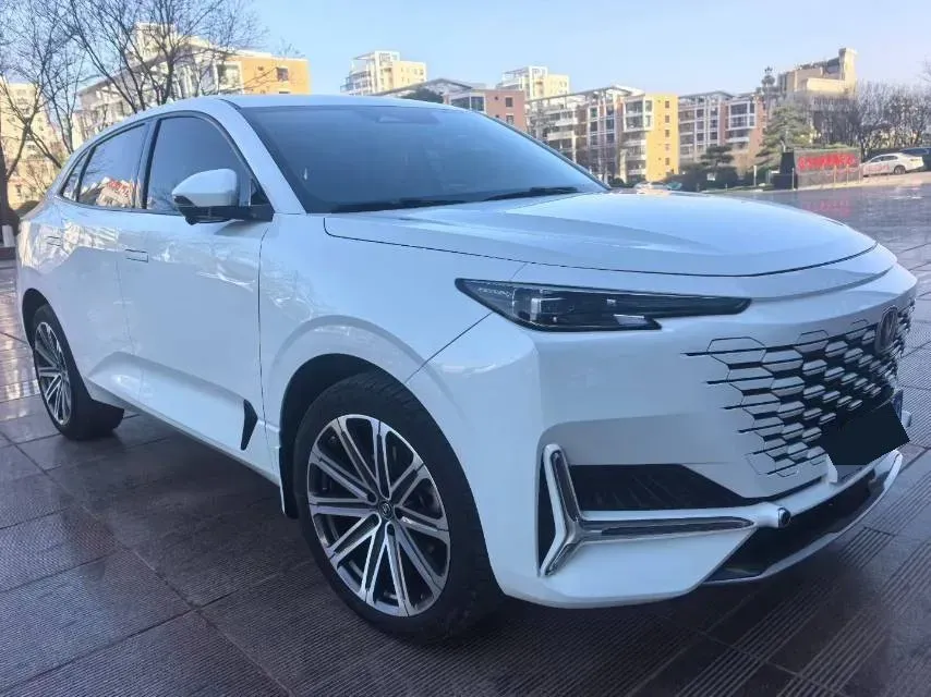 2021 ChangAn UNI-K 2.0T 233HP L4 8AT,autocango,china used car exporter,china ev exporter,chinese used car exporter,chinese used ev exporter