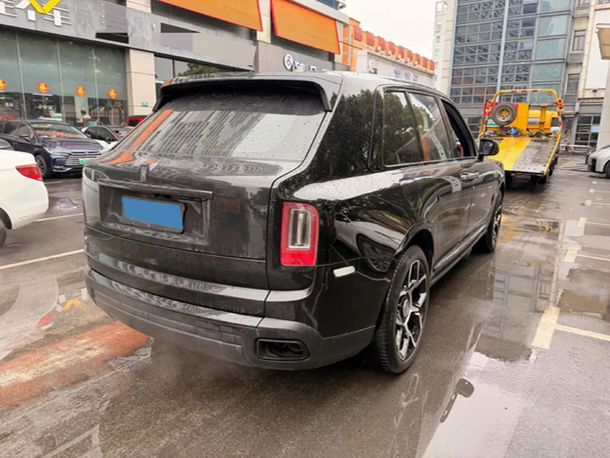 2018 Rolls-Royce Cullinan 6.7T 571HP V12 8AT,autocango,china used car exporter,china ev exporter,chinese used car exporter,chinese used ev exporter