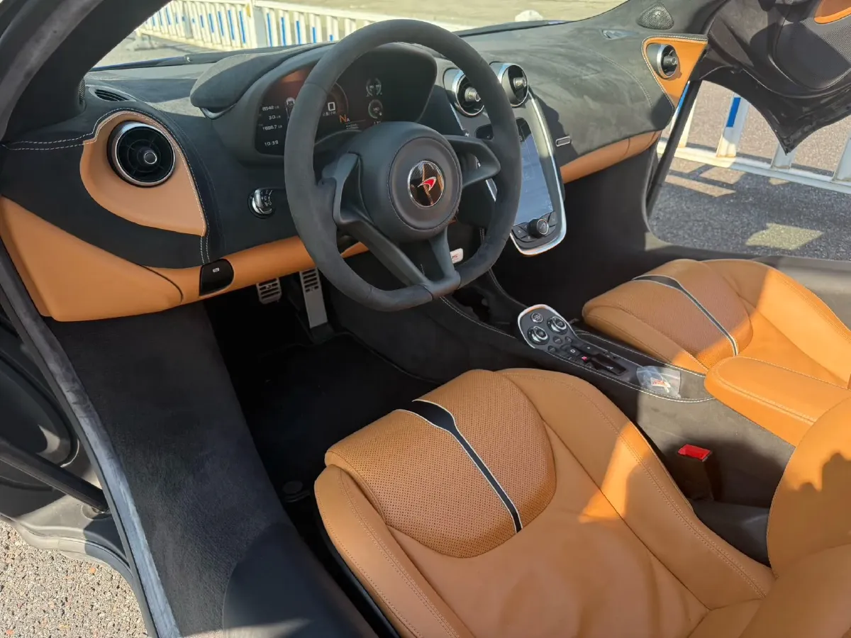 2019 McLaren 570 3.8T 570HP V8 7DCT,autocango,china used car exporter,china ev exporter,chinese used car exporter,chinese used ev exporter