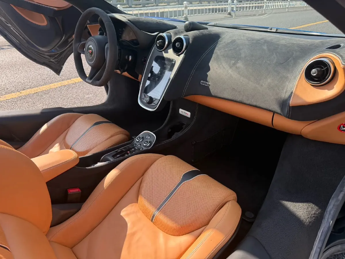 2019 McLaren 570 3.8T 570HP V8 7DCT,autocango,china used car exporter,china ev exporter,chinese used car exporter,chinese used ev exporter