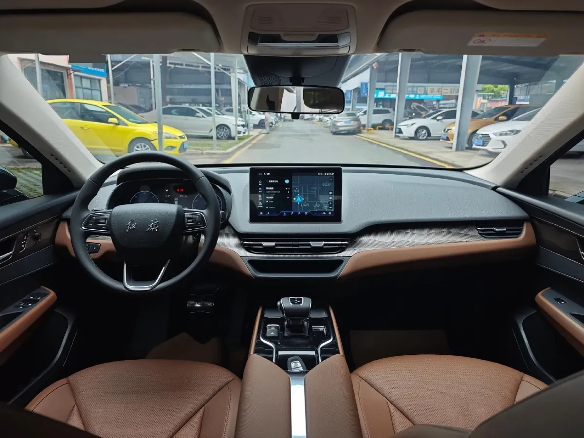 2022 HongQi E-QM5 BEV 54KWH,autocango,china used car exporter,china ev exporter,chinese used car exporter,chinese used ev exporter