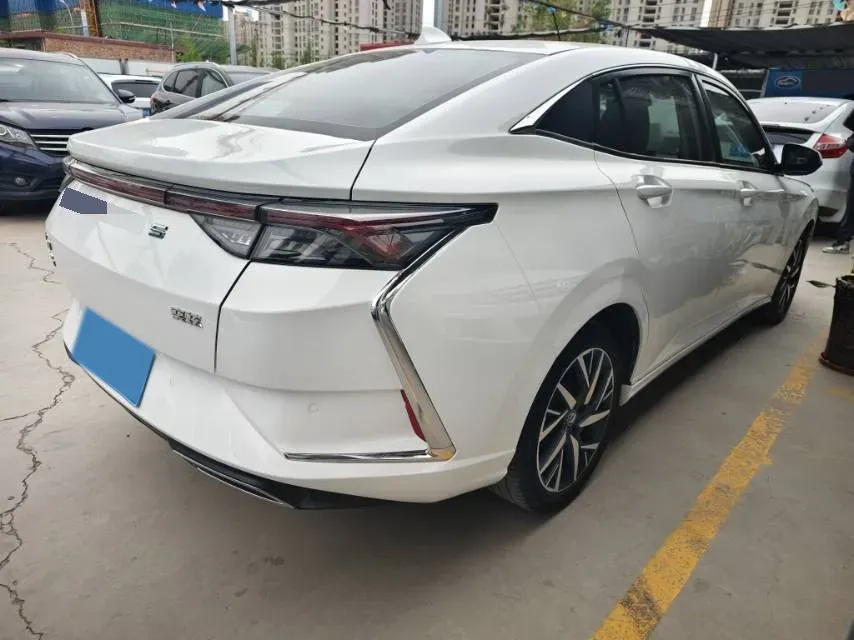 2020 DongFeng Aeolus YiXuan 1.5T 150HP L4 6DCT,autocango,china used car exporter,china ev exporter,chinese used car exporter,chinese used ev exporter