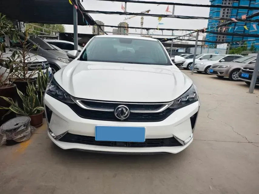 2020 DongFeng Aeolus YiXuan 1.5T 150HP L4 6DCT,autocango,china used car exporter,china ev exporter,chinese used car exporter,chinese used ev exporter