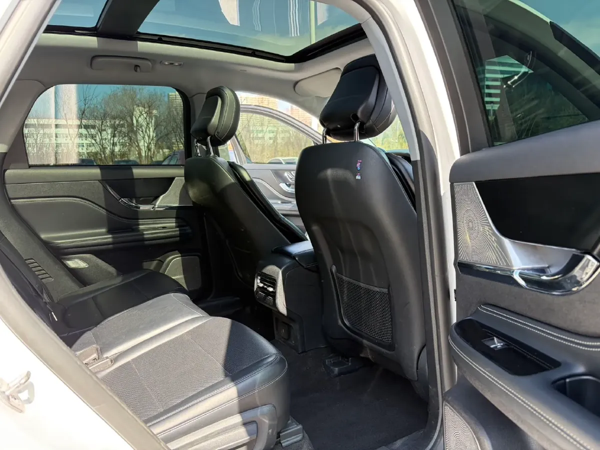 2021 Lincoln Corsair 2.0T 245HP L4 8AT,autocango,china used car exporter,china ev exporter,chinese used car exporter,chinese used ev exporter