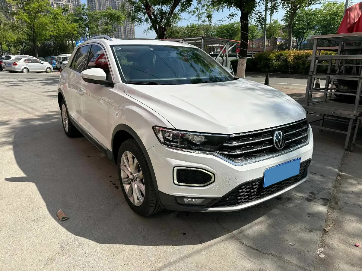 2022 Volkswagen T-Roc 1.4T 150HP L4 7DCT,autocango,china used car exporter,china ev exporter,chinese used car exporter,chinese used ev exporter