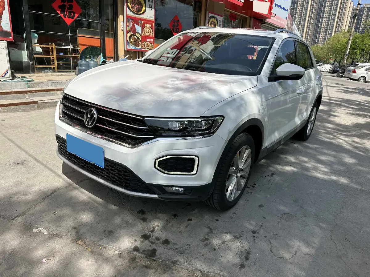 2022 Volkswagen T-Roc 1.4T 150HP L4 7DCT,autocango,china used car exporter,china ev exporter,chinese used car exporter,chinese used ev exporter