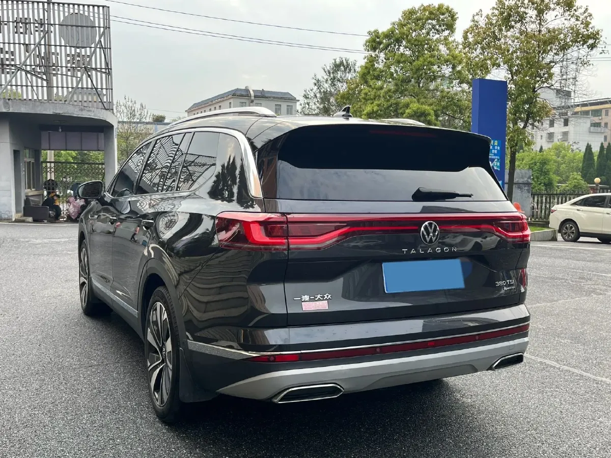 2023 Volkswagen Talagon 2.0T 220HP L4 7DCT,autocango,china used car exporter,china ev exporter,chinese used car exporter,chinese used ev exporter
