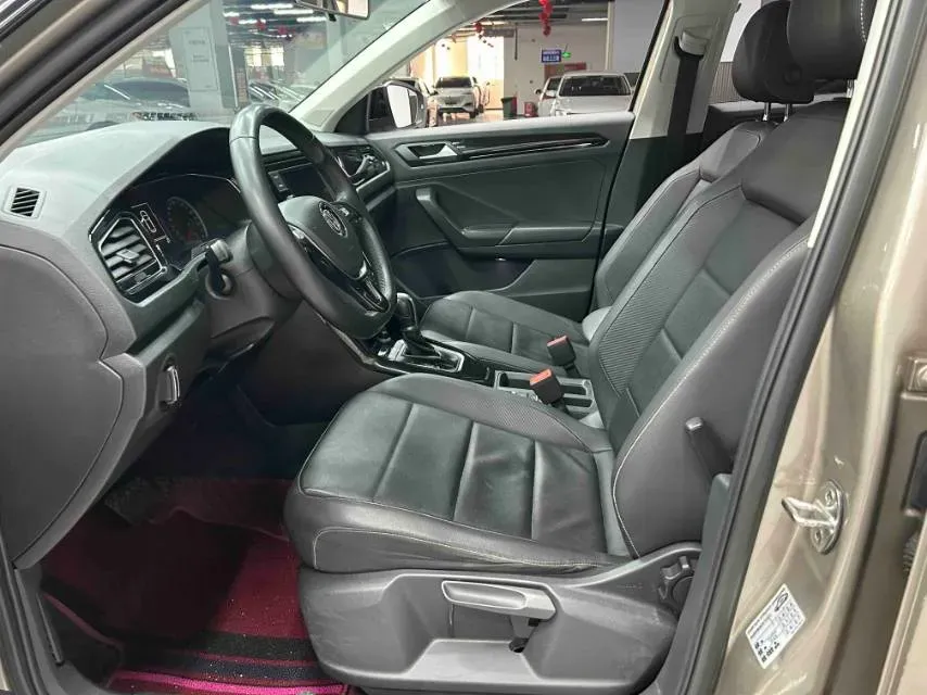 2018 Borgward BX7 2.0T 224HP L4 6AT,autocango,china used car exporter,china ev exporter,chinese used car exporter,chinese used ev exporter