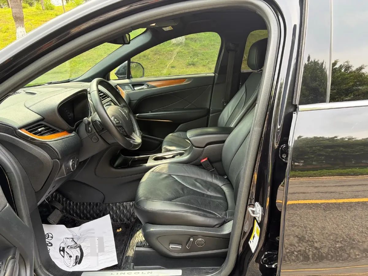 2019 Lincoln MKC 2.0T 253HP L4 6AT,autocango,china used car exporter,china ev exporter,chinese used car exporter,chinese used ev exporter