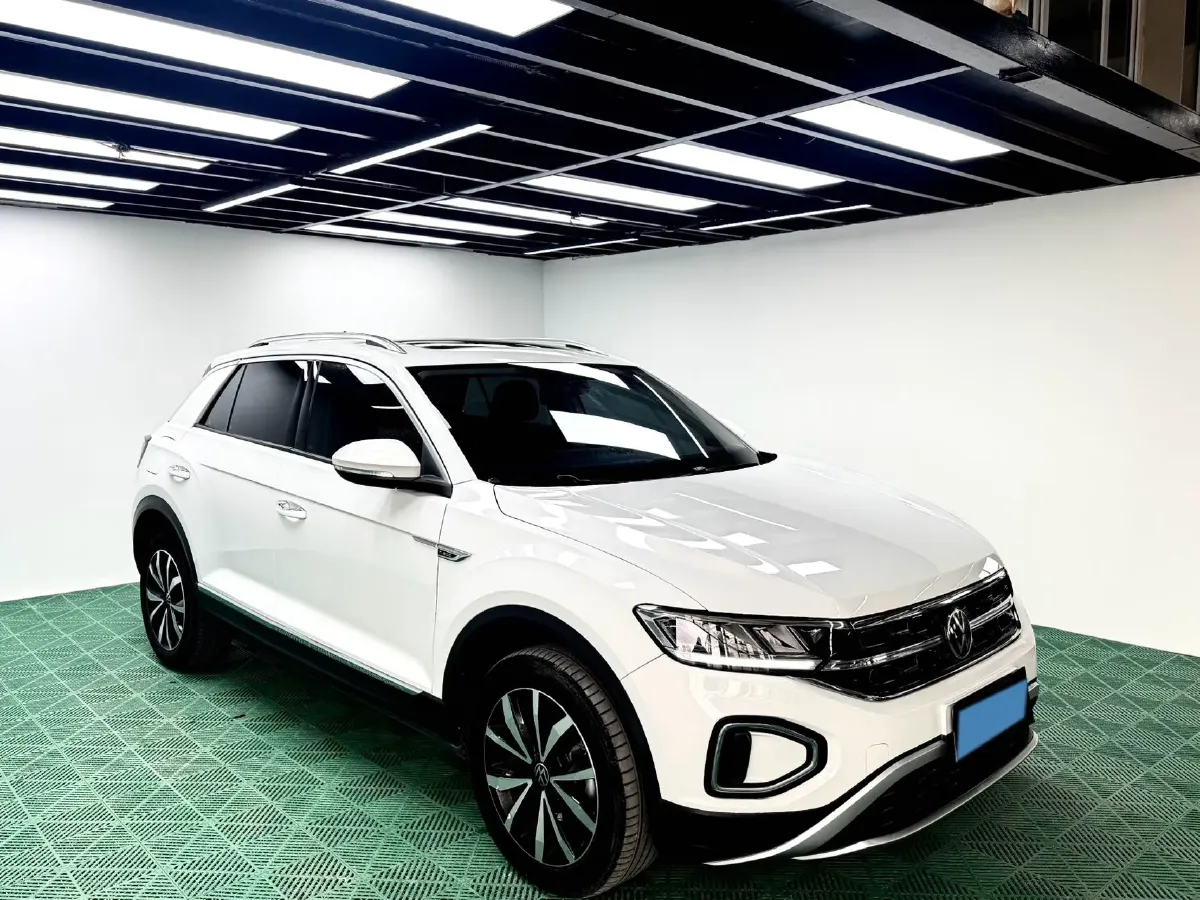 2023 Volkswagen T-Roc 1.4T 150HP L4 7DCT,autocango,china used car exporter,china ev exporter,chinese used car exporter,chinese used ev exporter