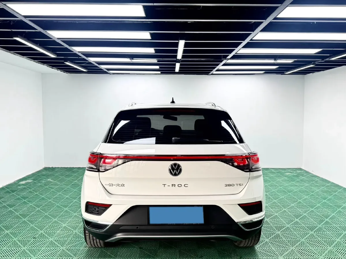 2023 Volkswagen T-Roc 1.4T 150HP L4 7DCT,autocango,china used car exporter,china ev exporter,chinese used car exporter,chinese used ev exporter