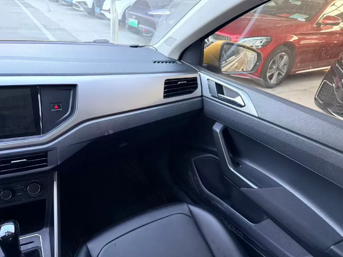 2019 Volkswagen Polo 1.5L 113HP L4 6AT,autocango,china used car exporter,china ev exporter,chinese used car exporter,chinese used ev exporter