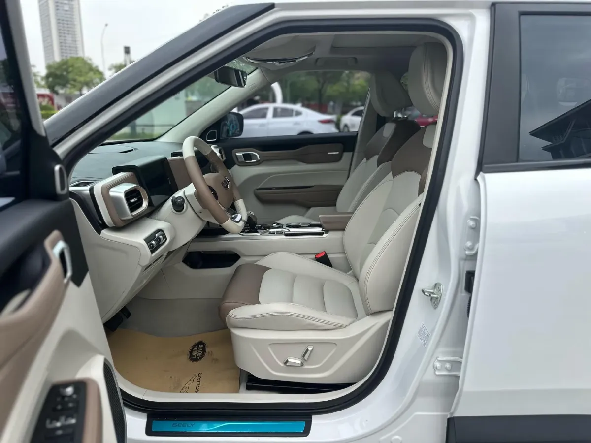 2020 Geely ICON 1.5T 177HP L3 7DCT,autocango,china used car exporter,china ev exporter,chinese used car exporter,chinese used ev exporter