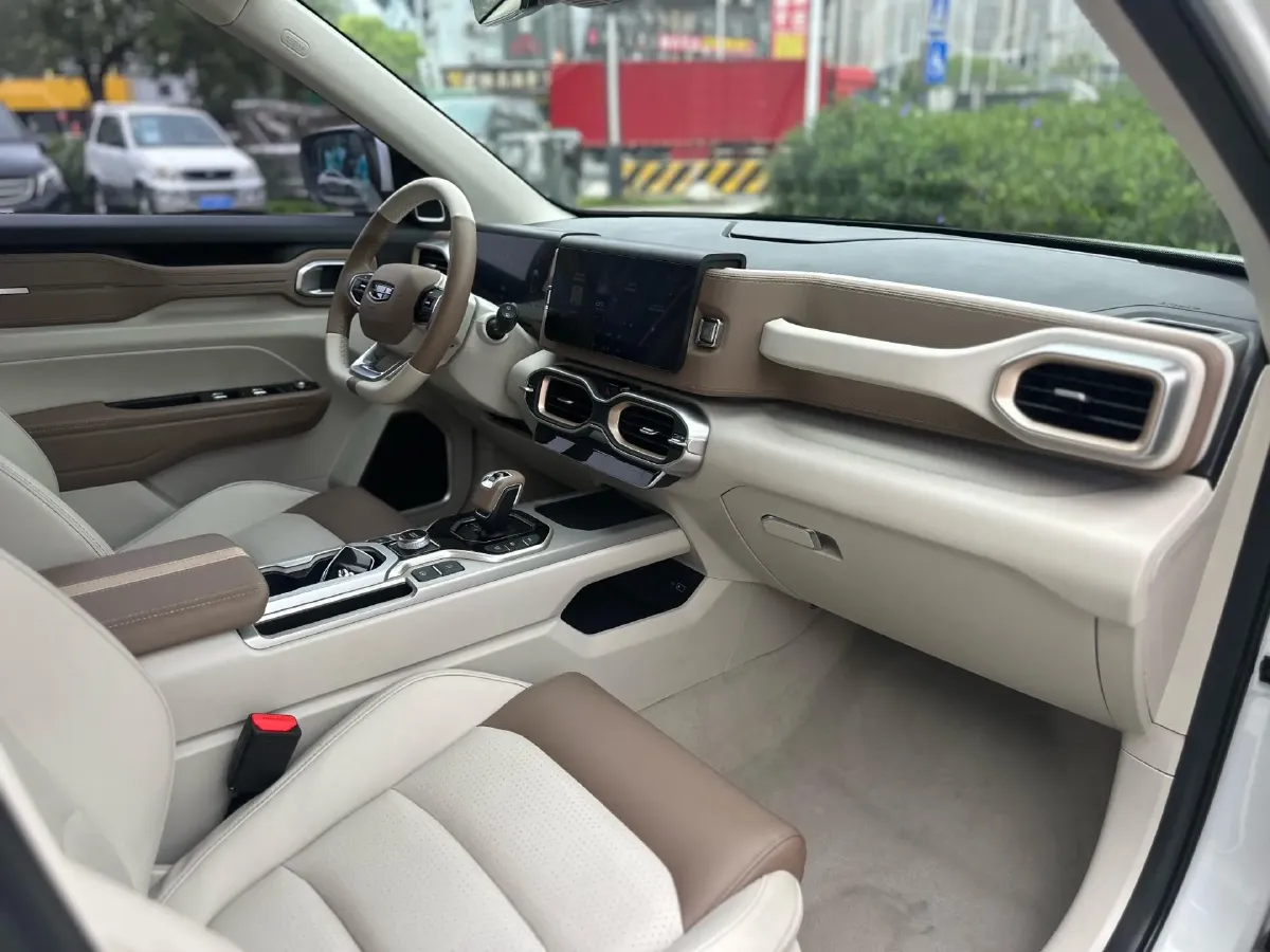2020 Geely ICON 1.5T 177HP L3 7DCT,autocango,china used car exporter,china ev exporter,chinese used car exporter,chinese used ev exporter