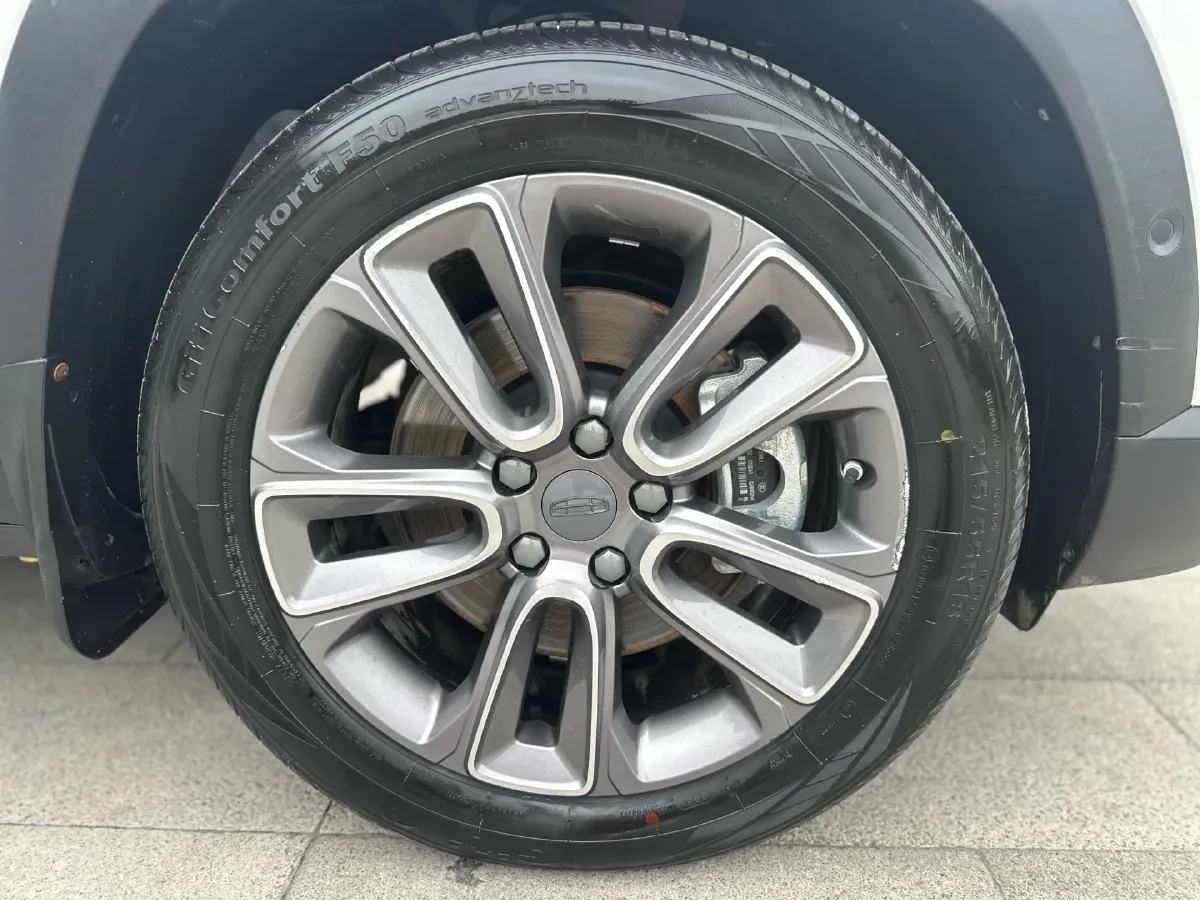 2020 Geely ICON 1.5T 177HP L3 7DCT,autocango,china used car exporter,china ev exporter,chinese used car exporter,chinese used ev exporter