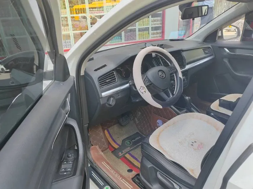 2020 Skoda Kamiq 1.5L 112HP L4 6AT,autocango,china used car exporter,china ev exporter,chinese used car exporter,chinese used ev exporter