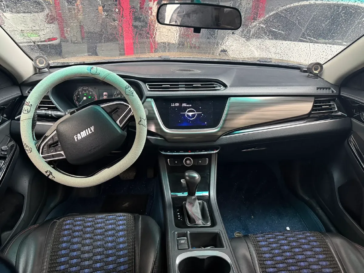 2018 HaiMa Family F5 1.6L 125HP L4 6AT,autocango,china used car exporter,china ev exporter,chinese used car exporter,chinese used ev exporter