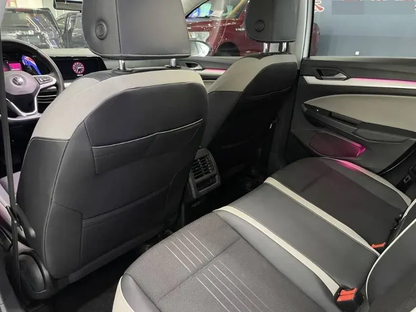 2021 Volkswagen Golf 1.4T 150HP L4 7DCT,autocango,china used car exporter,china ev exporter,chinese used car exporter,chinese used ev exporter