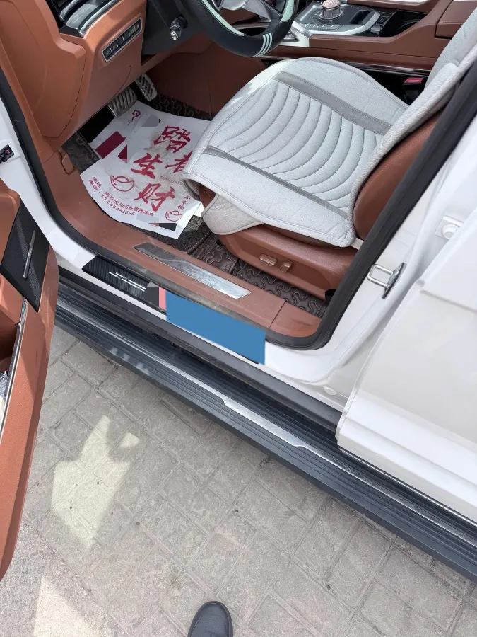 2017 Zotye T700 1.8T 177HP L4 6DCT,autocango,china used car exporter,china ev exporter,chinese used car exporter,chinese used ev exporter