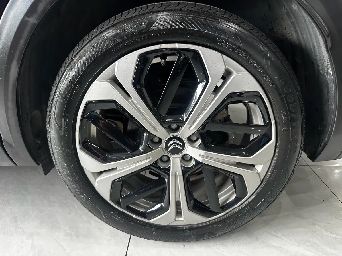 2021 Citroen C5 X 1.6T 175HP L4 8AT,autocango,china used car exporter,china ev exporter,chinese used car exporter,chinese used ev exporter