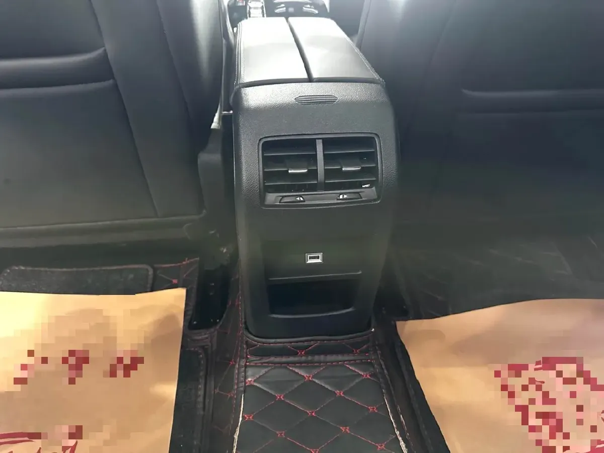 2021 Citroen C5 X 1.6T 175HP L4 8AT,autocango,china used car exporter,china ev exporter,chinese used car exporter,chinese used ev exporter