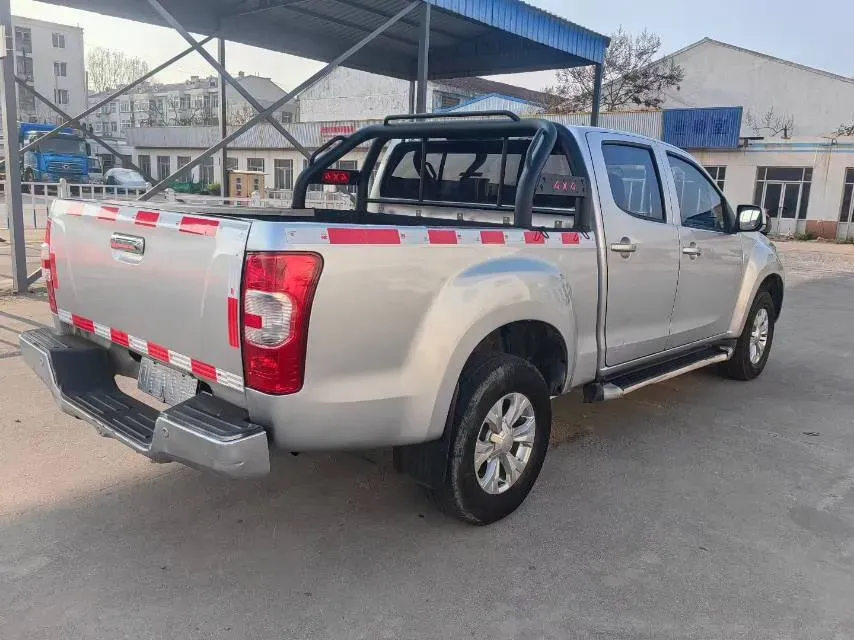 2019 Isuzu RE-MAX Jim 2.5T 129HP L4 6MT,autocango,china used car exporter,china ev exporter,chinese used car exporter,chinese used ev exporter