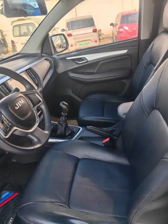 2019 Isuzu RE-MAX Jim 2.5T 129HP L4 6MT,autocango,china used car exporter,china ev exporter,chinese used car exporter,chinese used ev exporter