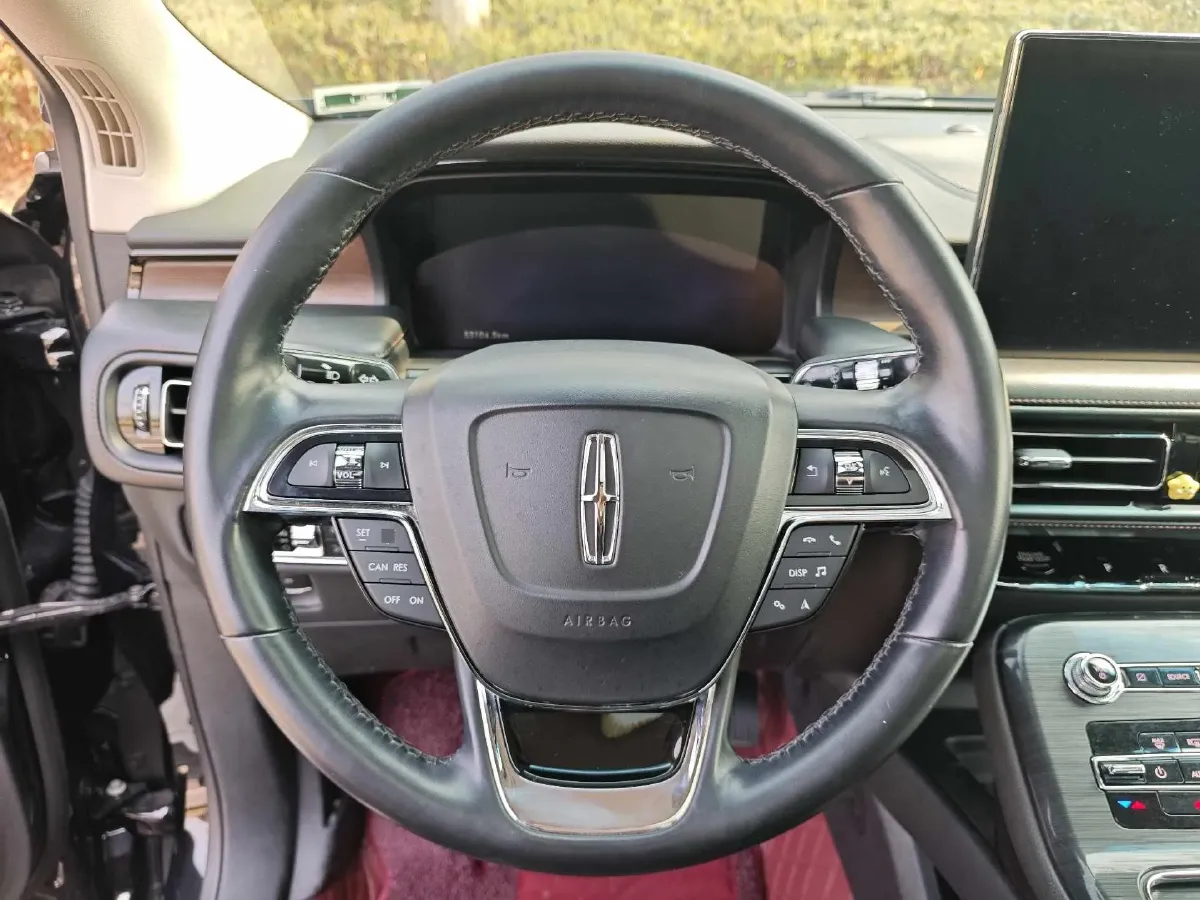 2021 Lincoln Nautilus 2.0T 245HP L4 8AT,autocango,china used car exporter,china ev exporter,chinese used car exporter,chinese used ev exporter