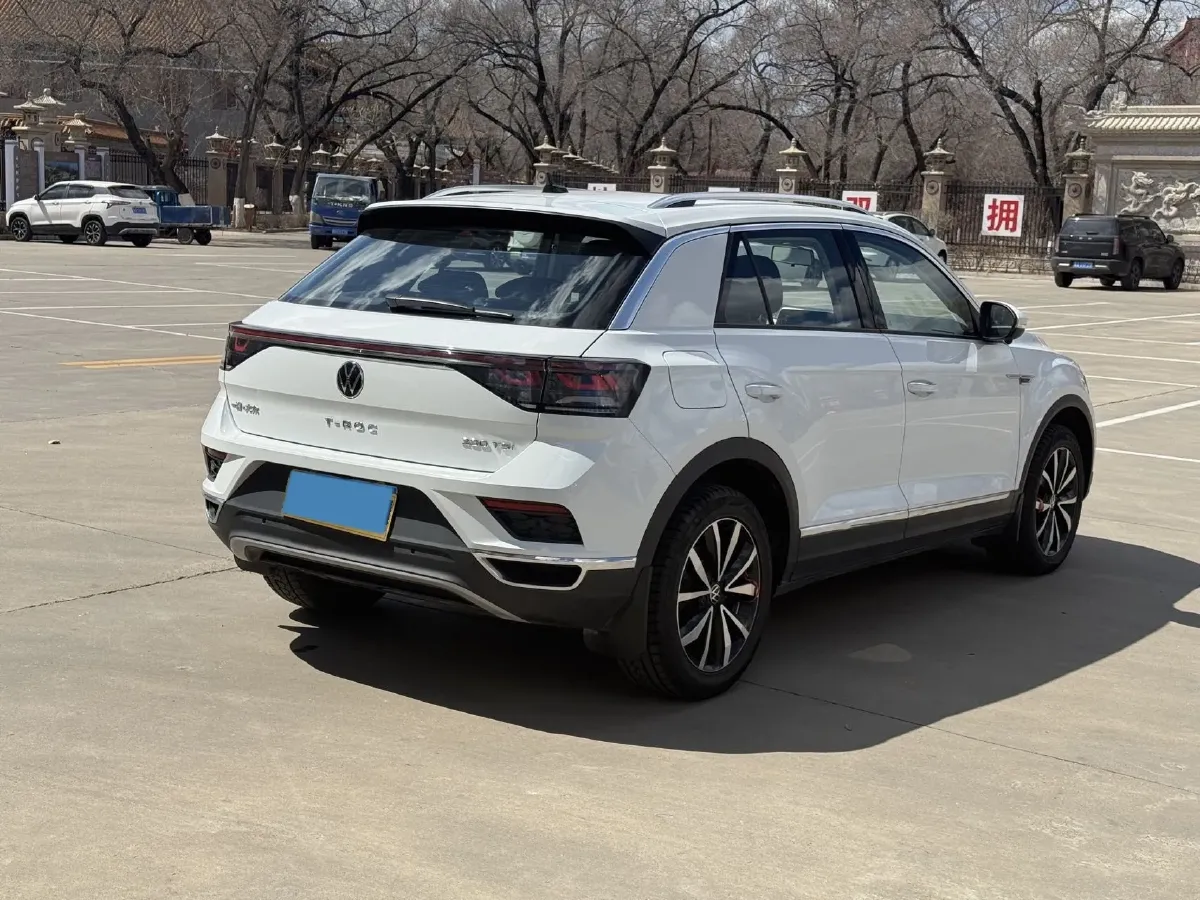 2023 Volkswagen T-Roc 1.4T 150HP L4 7DCT,autocango,china used car exporter,china ev exporter,chinese used car exporter,chinese used ev exporter