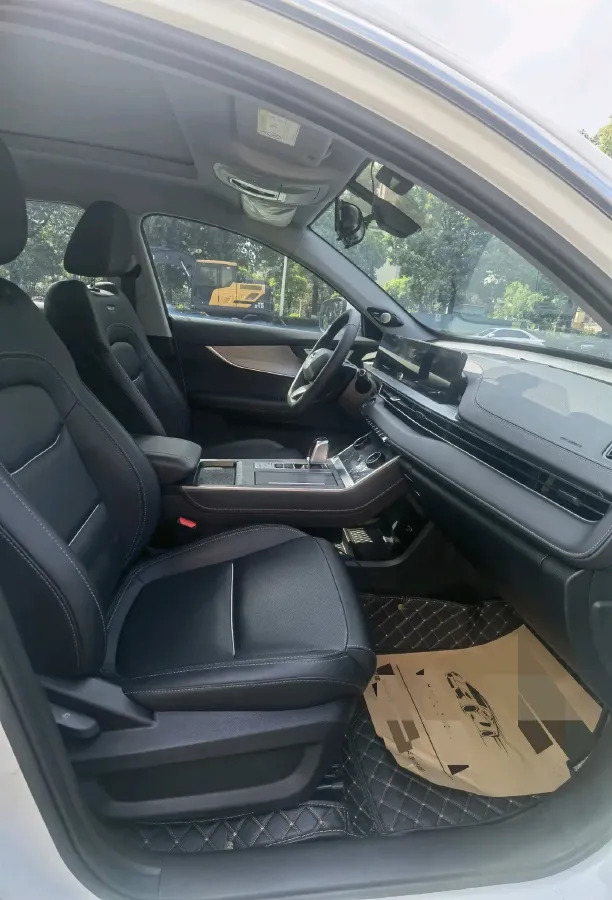 2022 Chery Tiggo 7 Plus 1.5T 156HP L4 CVT,autocango,china used car exporter,china ev exporter,chinese used car exporter,chinese used ev exporter