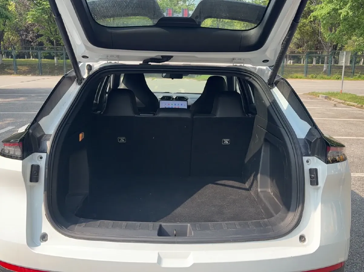 2025 HEDMOS 06 BEV,autocango,china used car exporter,china ev exporter,chinese used car exporter,chinese used ev exporter