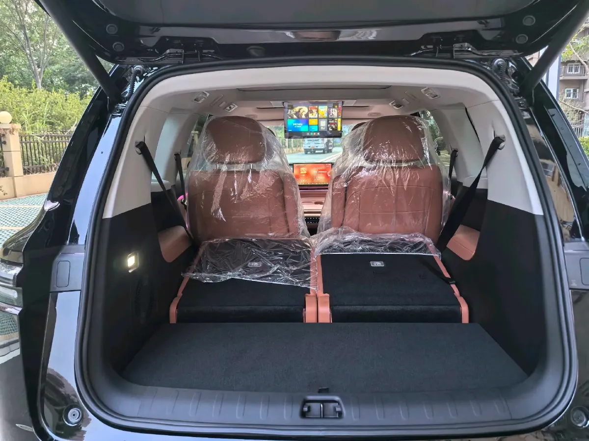 2026 Leapmotor C16 REEV 95HP REEV,autocango,china used car exporter,china ev exporter,chinese used car exporter,chinese used ev exporter