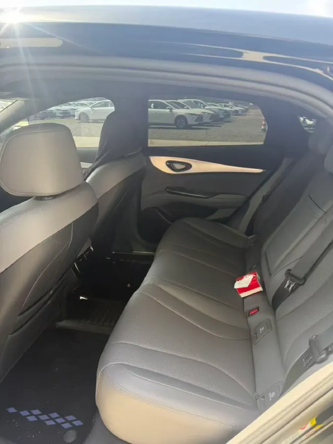 2025 BYD Seal07 DM-i 1.5L 101HP L4 E-CVT PHEV 17.6KWH,autocango,china used car exporter,china ev exporter,chinese used car exporter,chinese used ev exporter