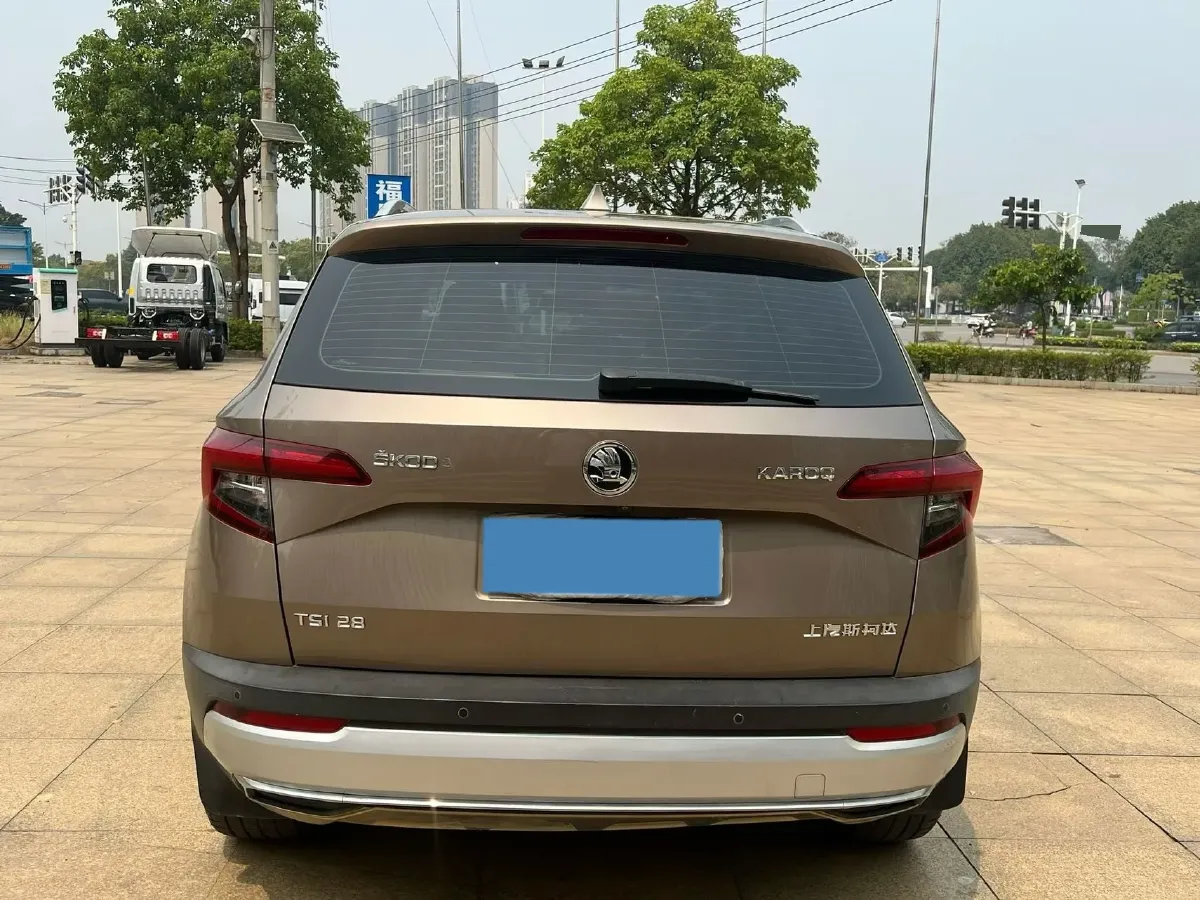 2020 Skoda Karoq 1.4T 150HP L4 7DCT,autocango,china used car exporter,china ev exporter,chinese used car exporter,chinese used ev exporter
