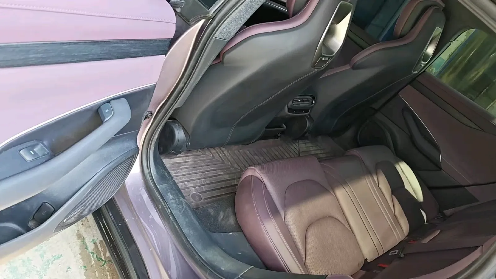 2024 MI SU7 BEV 94.3KWH,autocango,china used car exporter,china ev exporter,chinese used car exporter,chinese used ev exporter