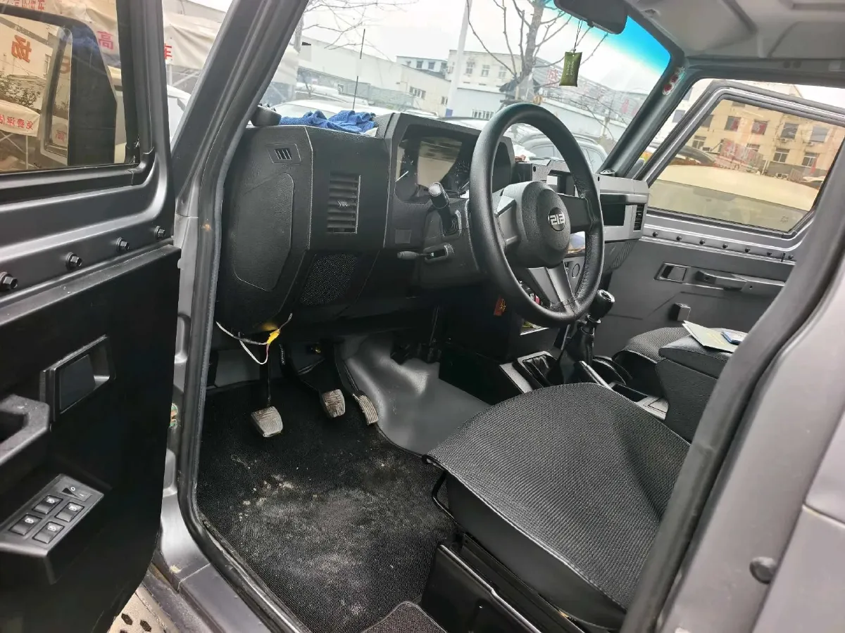 2023 BAW 212 2.4T 211HP L4 6MT,autocango,china used car exporter,china ev exporter,chinese used car exporter,chinese used ev exporter