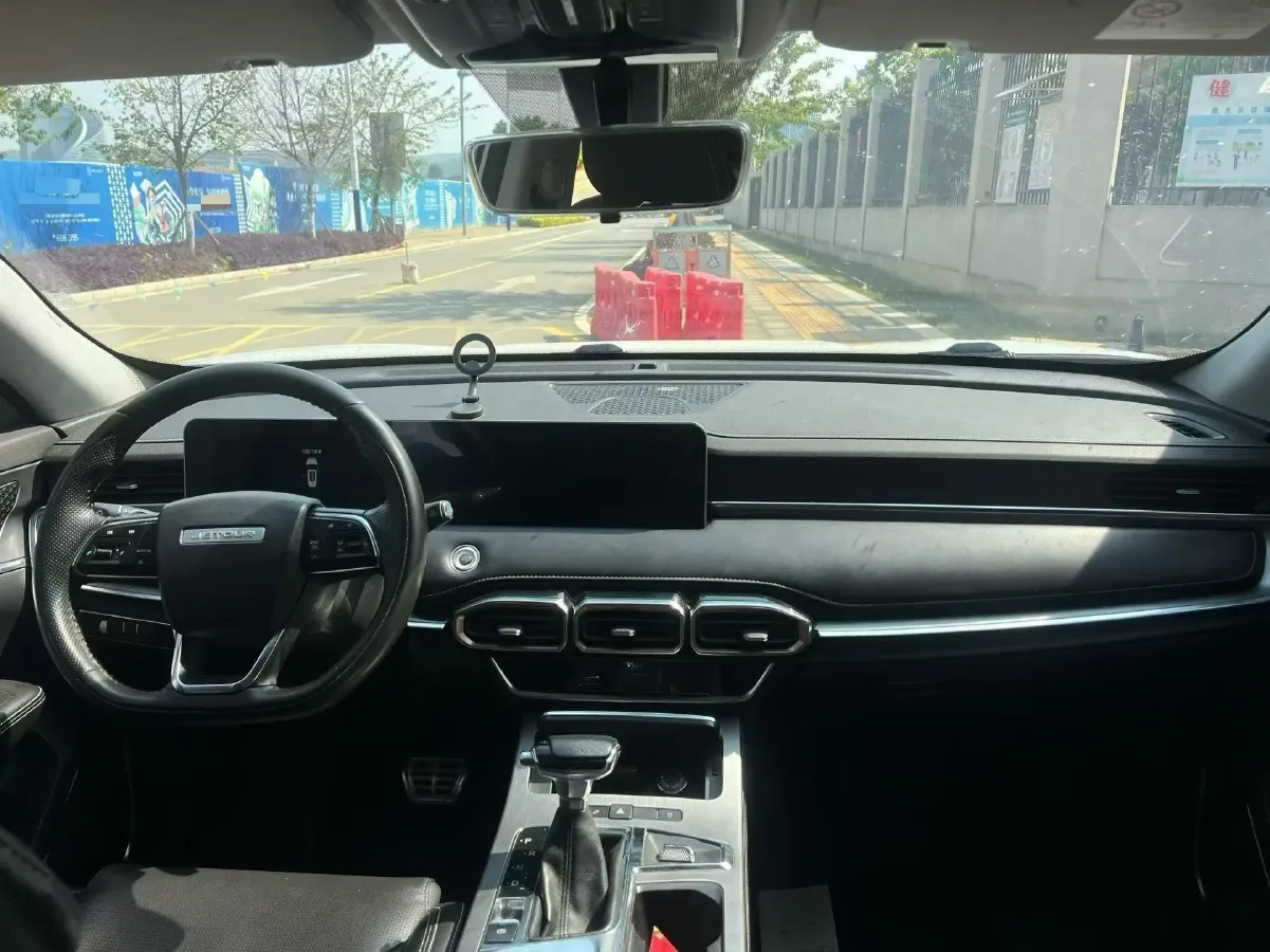 2021 Jetour X70 Plus 1.5T 156HP L4 6DCT,autocango,china used car exporter,china ev exporter,chinese used car exporter,chinese used ev exporter