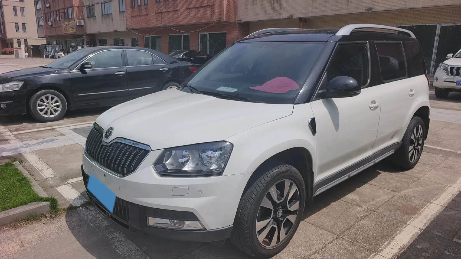 2017 Skoda Yeti 1.8T 160HP L4 6DCT,autocango,china used car exporter,china ev exporter,chinese used car exporter,chinese used ev exporter