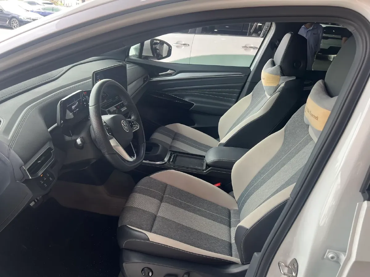 2024 Volkswagen ID.4 Crozz BEV 55.7KWH,autocango,china used car exporter,china ev exporter,chinese used car exporter,chinese used ev exporter