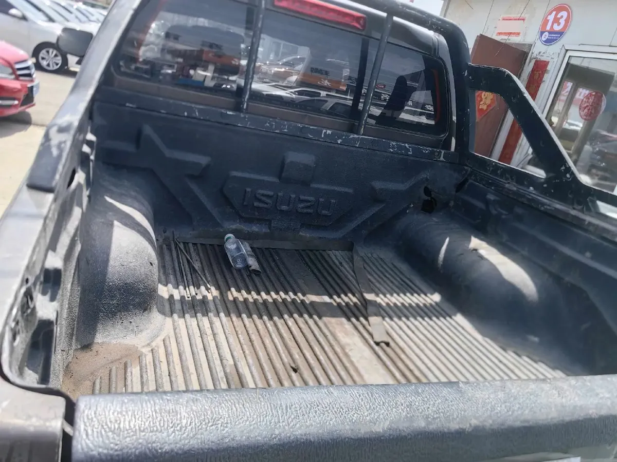 2018 Isuzu RE-MAX Jim 2.8T 116HP L4 5MT,autocango,china used car exporter,china ev exporter,chinese used car exporter,chinese used ev exporter