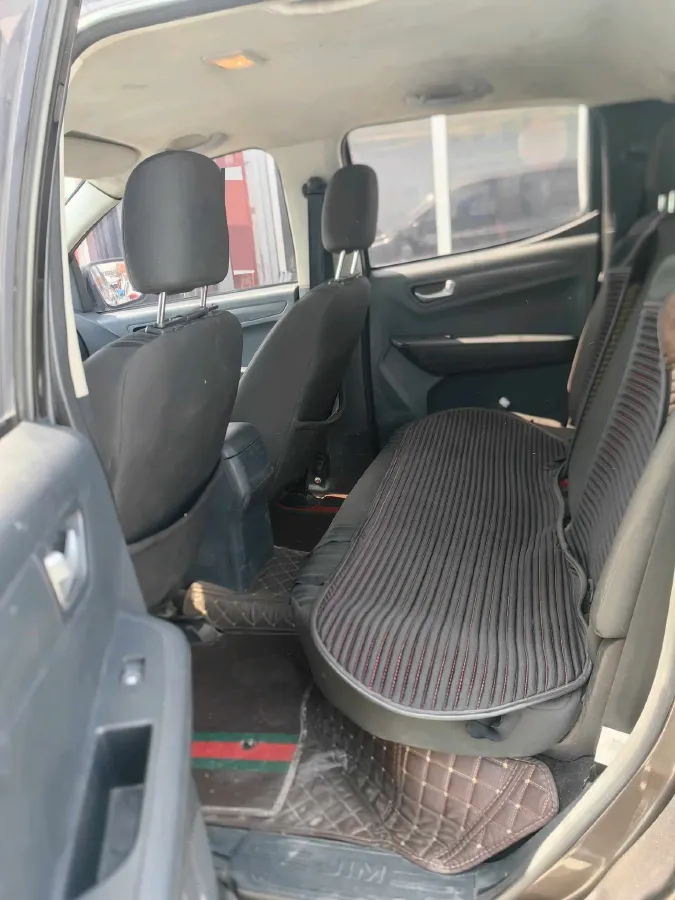 2018 Isuzu RE-MAX Jim 2.8T 116HP L4 5MT,autocango,china used car exporter,china ev exporter,chinese used car exporter,chinese used ev exporter