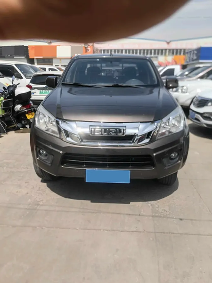 2018 Isuzu RE-MAX Jim 2.8T 116HP L4 5MT,autocango,china used car exporter,china ev exporter,chinese used car exporter,chinese used ev exporter