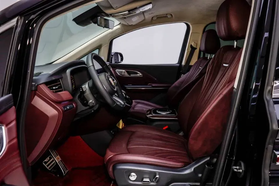 2023 HongQi HQ9 2.0T 252HP L4 8AT,autocango,china used car exporter,china ev exporter,chinese used car exporter,chinese used ev exporter