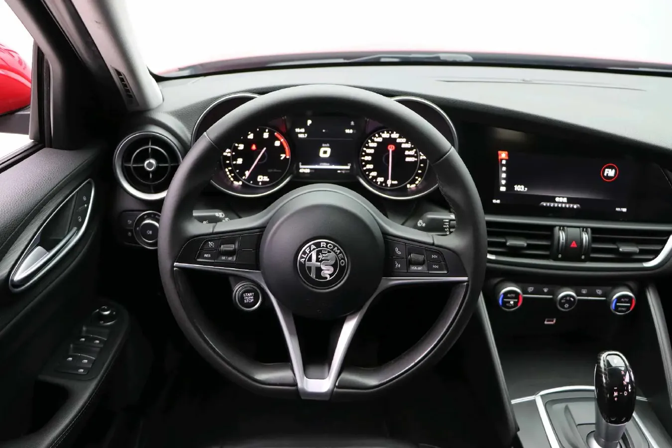 2017 Toyota Highlander 2.0T 220HP L4 6AT,autocango,china used car exporter,china ev exporter,chinese used car exporter,chinese used ev exporter