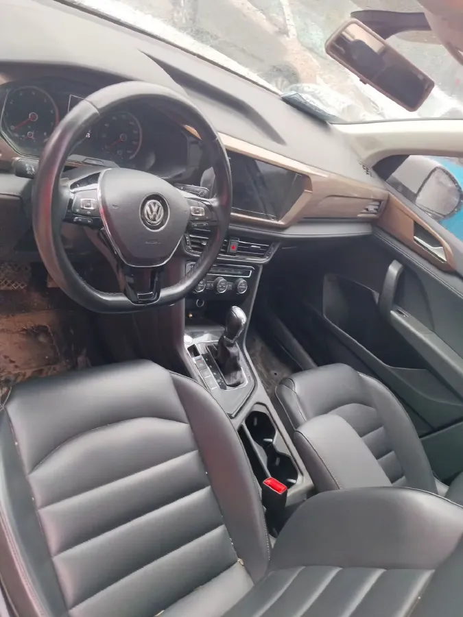 2020 Volkswagen Tharu 2.0T 186HP L4 7DCT,autocango,china used car exporter,china ev exporter,chinese used car exporter,chinese used ev exporter