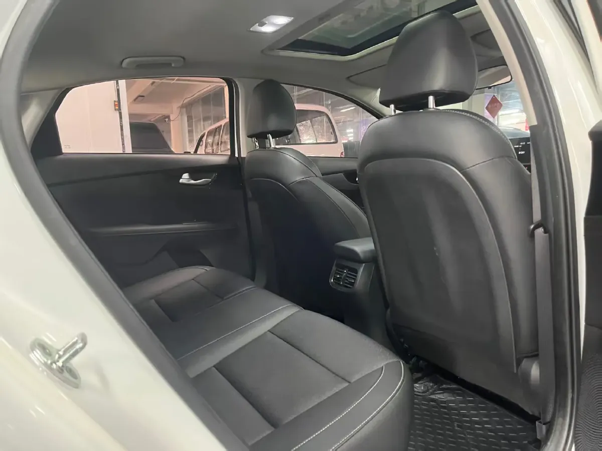 2021 Kia K3 1.5L 115HP L4 CVT,autocango,china used car exporter,china ev exporter,chinese used car exporter,chinese used ev exporter