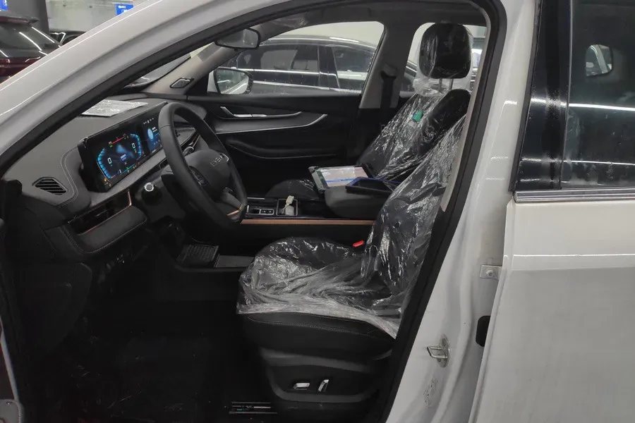 2022 DongFeng Forthing T5 1.5T 165HP L4 6AT,autocango,china used car exporter,china ev exporter,chinese used car exporter,chinese used ev exporter