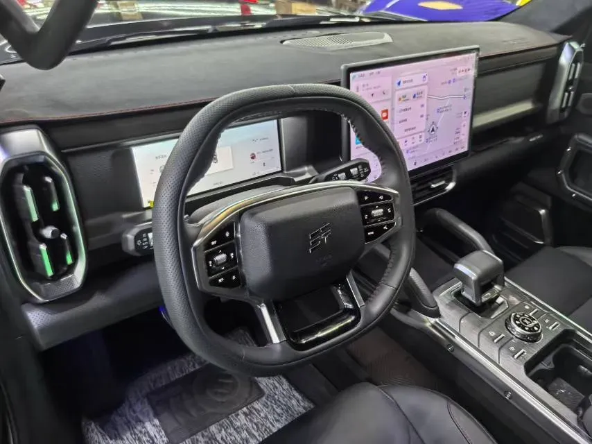 2023 Jetour Traveller 2.0T 254HP L4 7DCT,autocango,china used car exporter,china ev exporter,chinese used car exporter,chinese used ev exporter