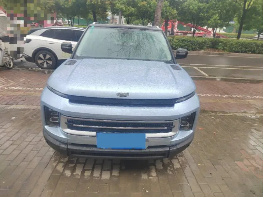2023 Geely ICON 1.5T 181HP L4 7DCT,autocango,china used car exporter,china ev exporter,chinese used car exporter,chinese used ev exporter
